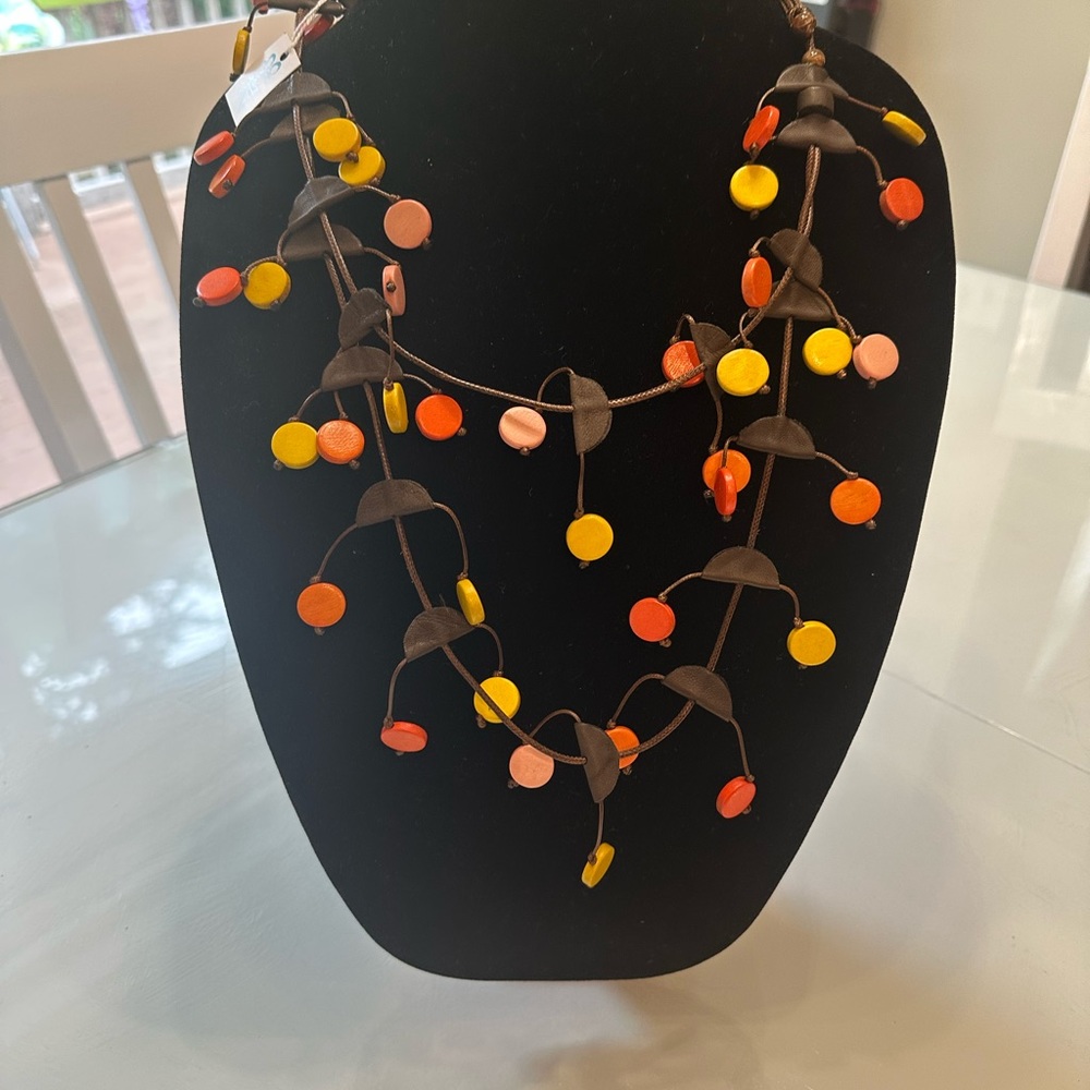 Sylca brand necklace nwt